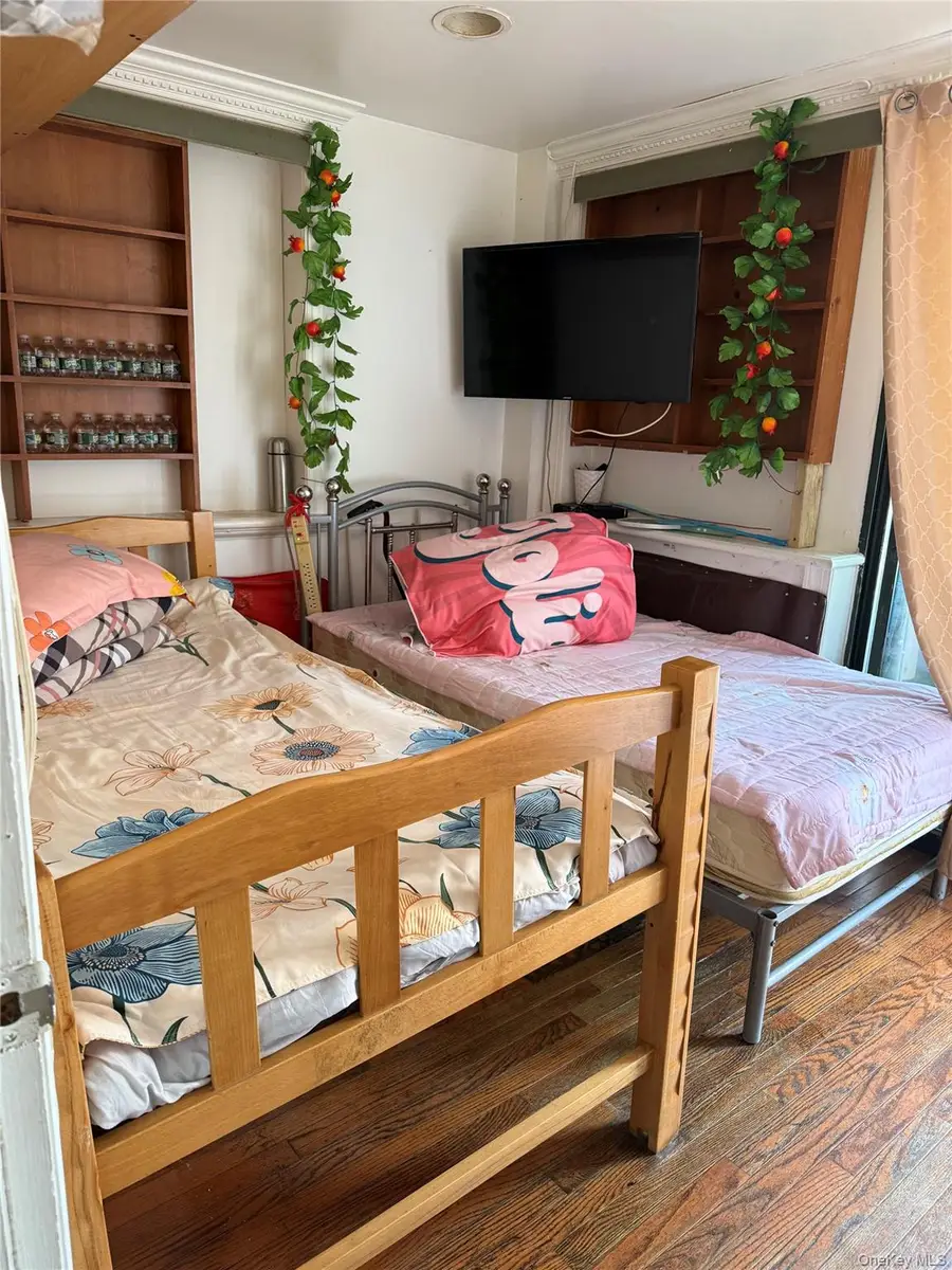 41-05 College Point Boulevard #2F, Flushing, NY 11355 - #3