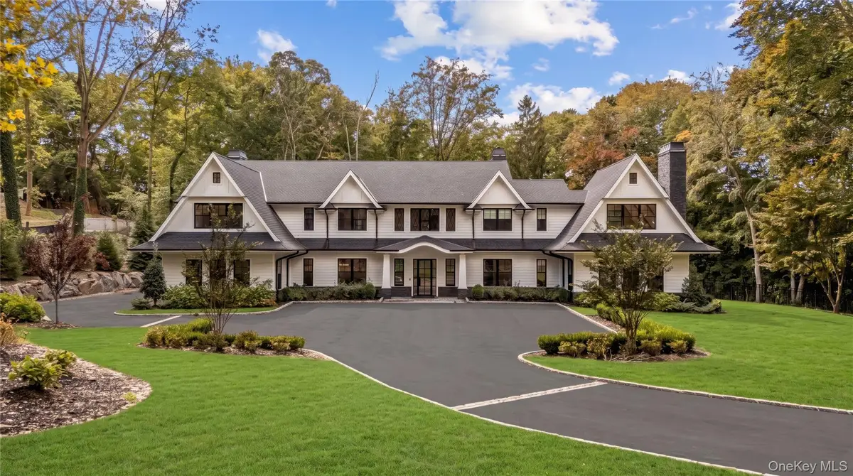 16 Cowpath, Brookville, NY 11545 - #1