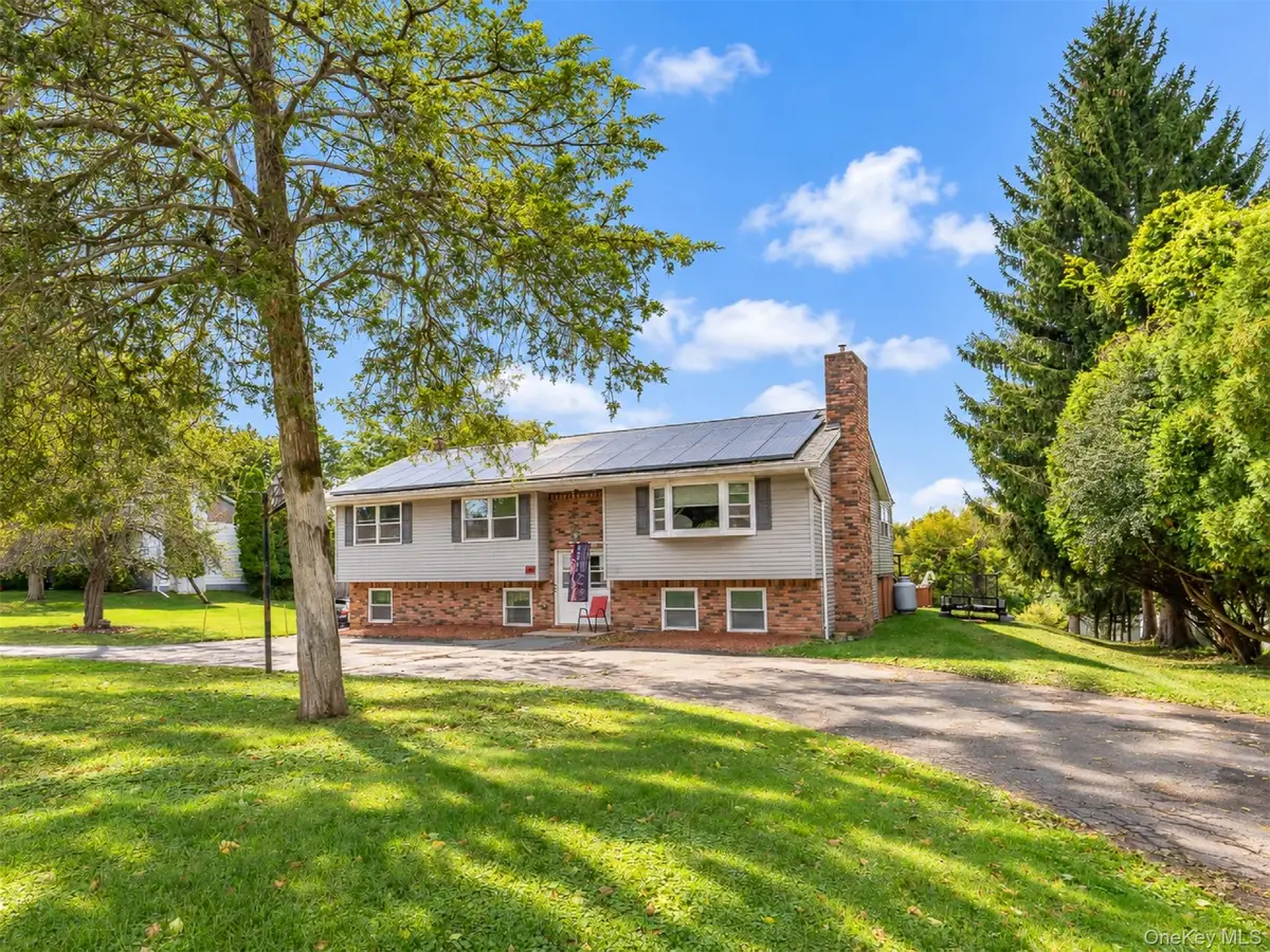 411 Linderman Avenue Extension, Kingston, NY 12401 - #1