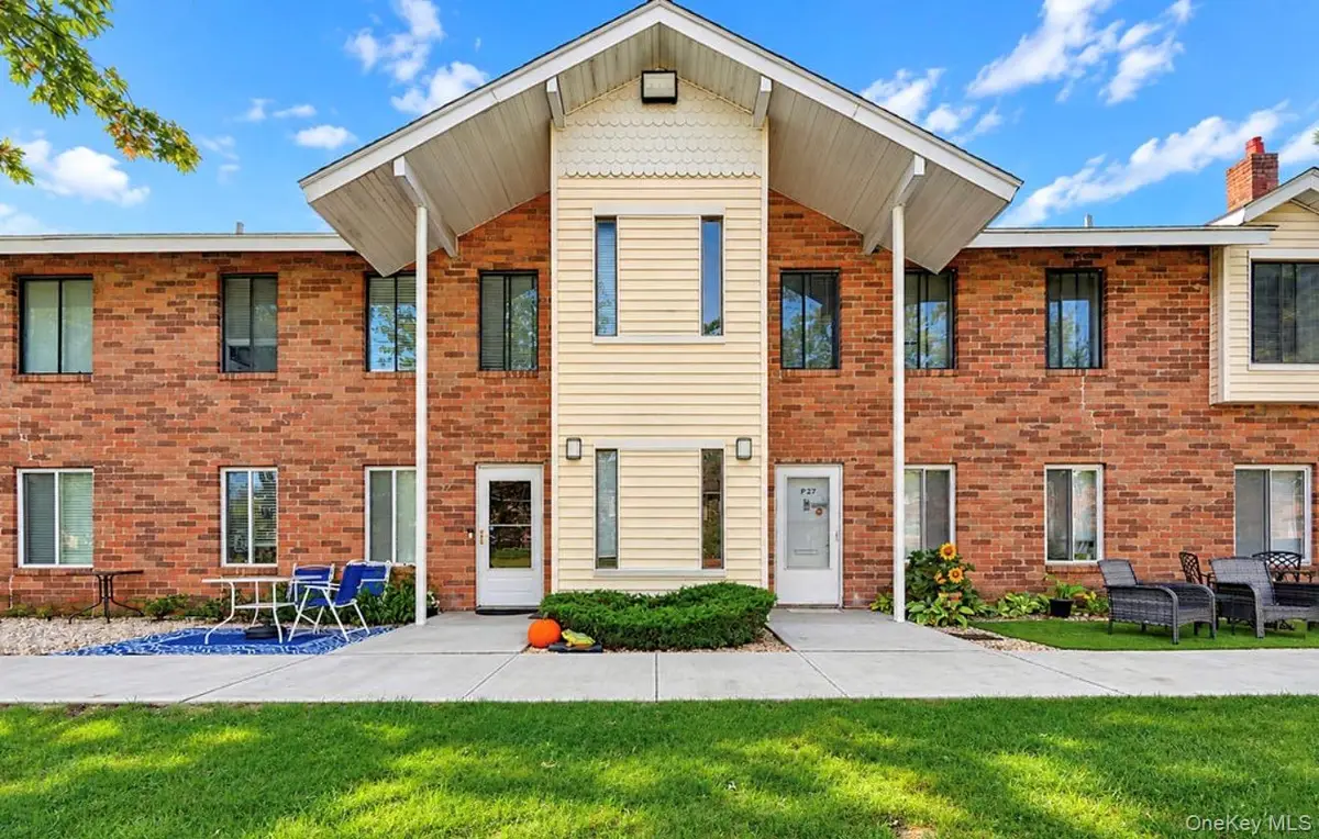 30 Pueblo Court #30, Coram, NY 11727 - #1