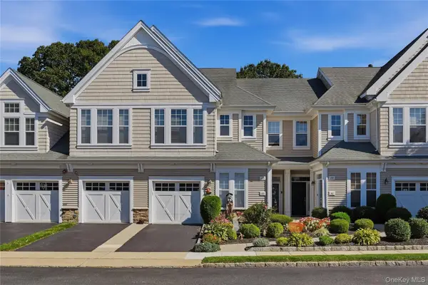 163 Symphony Drive, Lake Grove, NY 11755