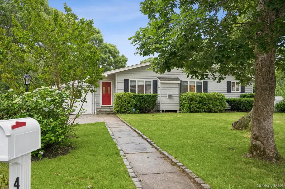 41 Homewood Drive, Hampton Bays, NY 11946 - #1