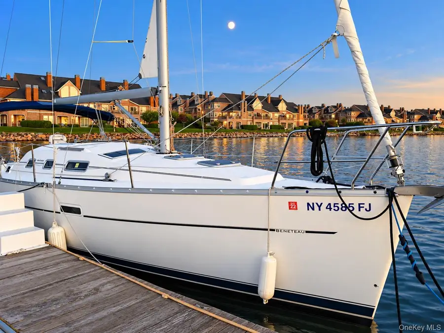 80 Half Moon Bay Marina Drive #E-15, Croton On Hudson, NY 10520 - #2