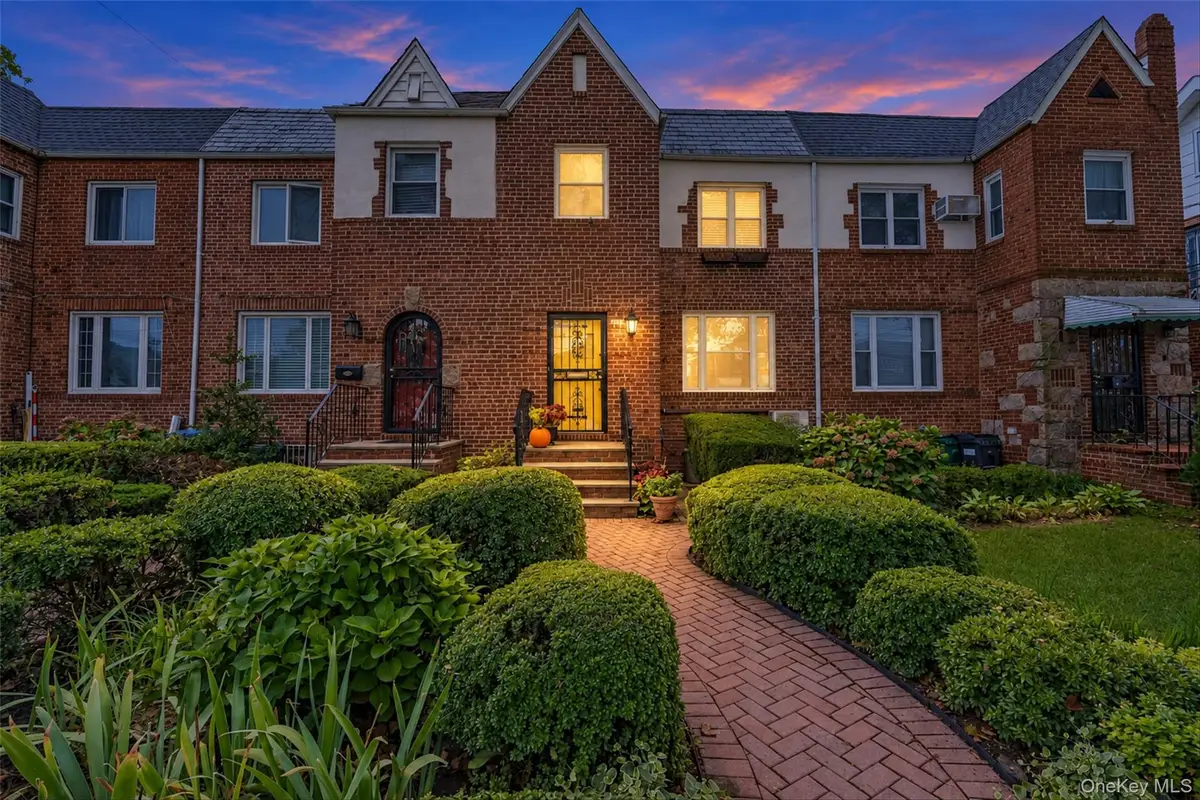 1114 Mace Avenue, Bronx, NY 10469 - #1