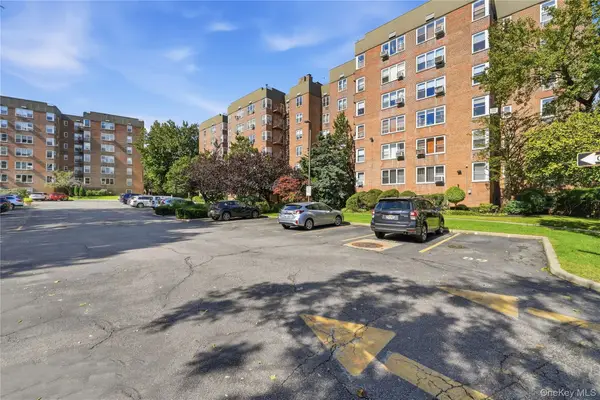 18-40 211th Street #6B, Bayside, NY 11360