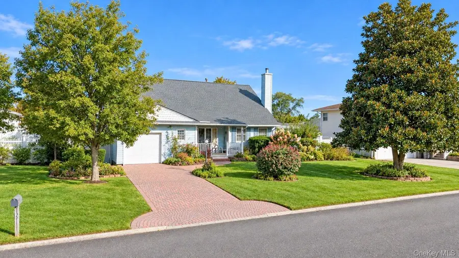 35 Jackson Avenue, Centereach, NY 11720 - #2