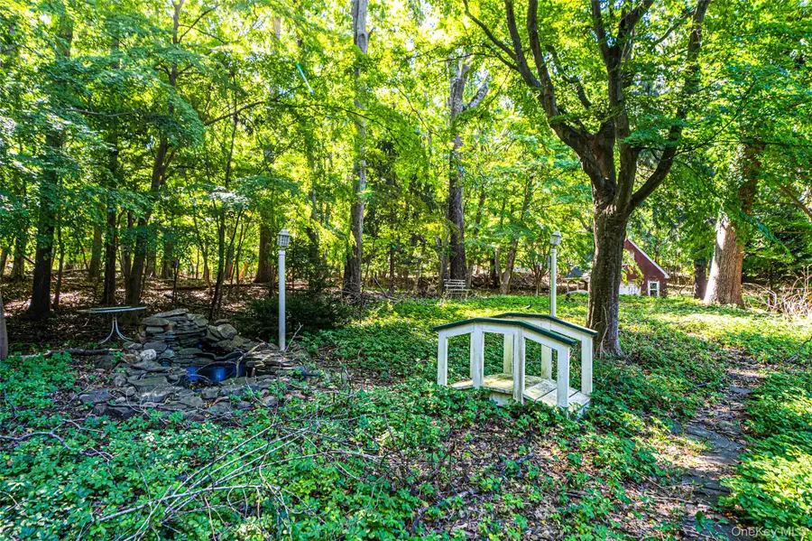 3 Gate Road, Head Of The Harbor, NY 11780 - #3