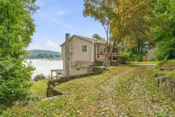 165 W Lakeshore Drive, Carmel, NY 10512