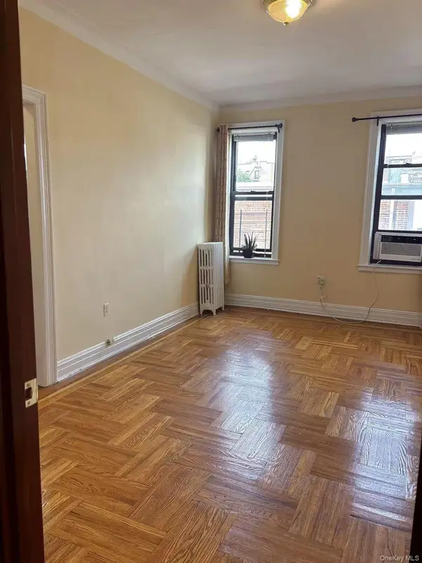37-16 83 Street #3F, Flushing, NY 11372