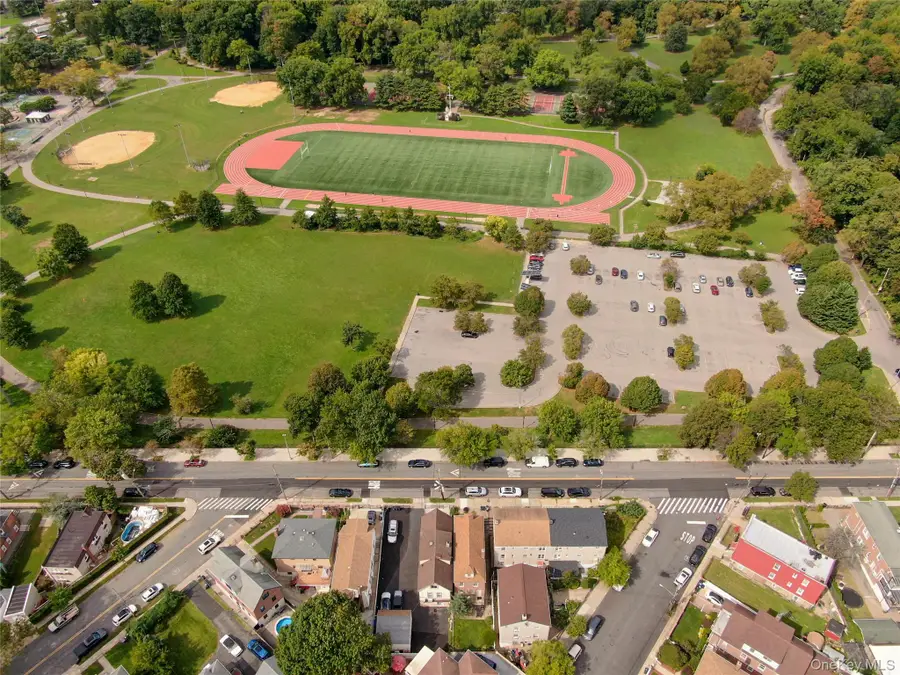 3270 Middletown Road, Bronx, NY 10465 - #2