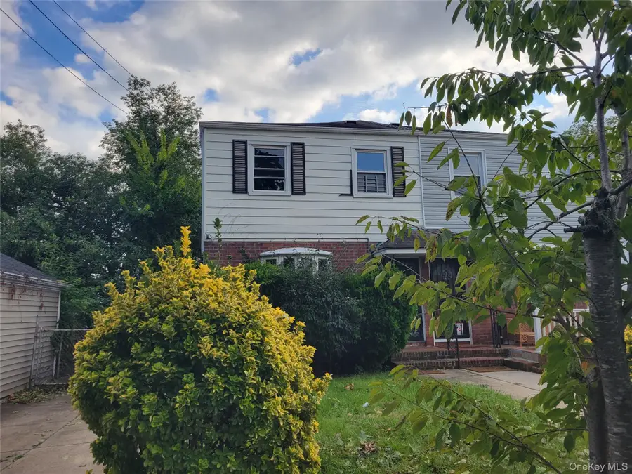164-38 76th Road, Fresh Meadows, NY 11366 - #3