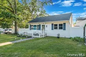 32 Pine Tree Drive, Shirley, NY 11967 - #2