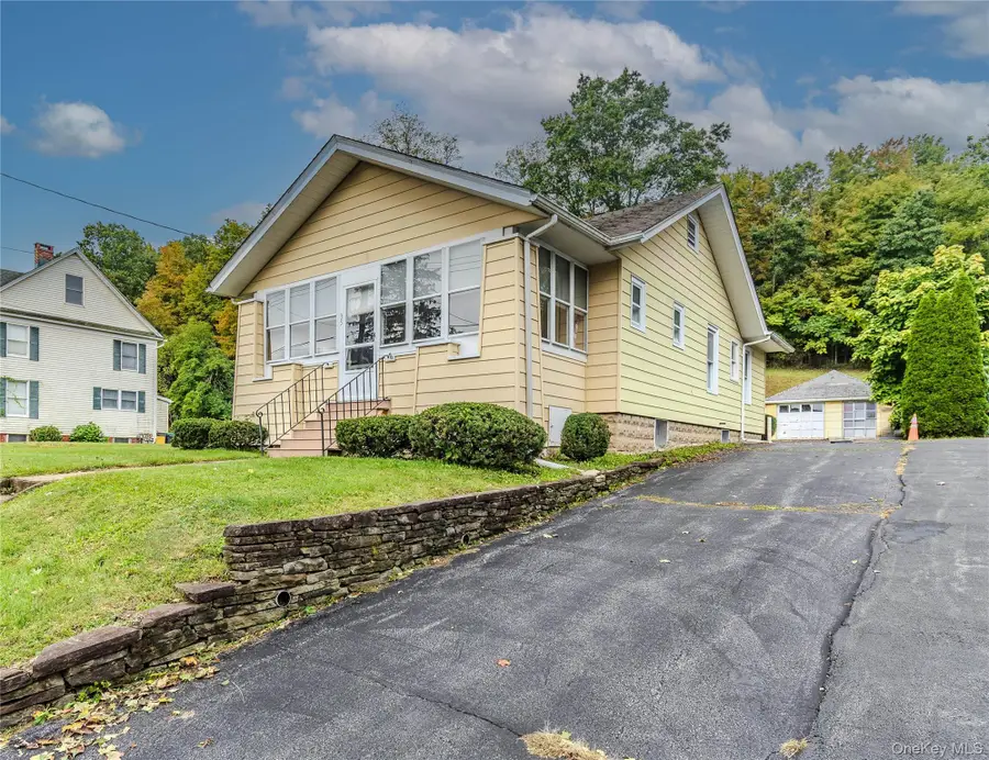 35 High Street, Unionville, NY 10988 - #3