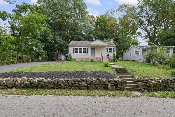 11 Norwood Road, Patterson, NY 12563