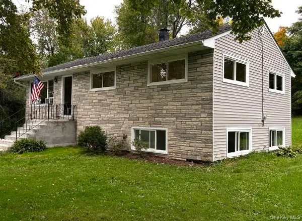 11 Everett Road, Carmel, NY 10512