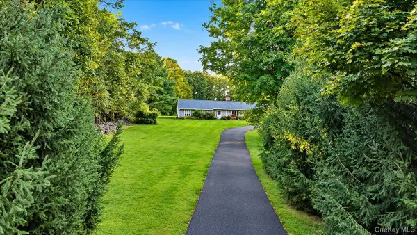 1762 Strawberry Road, Mohegan Lake, NY 10547