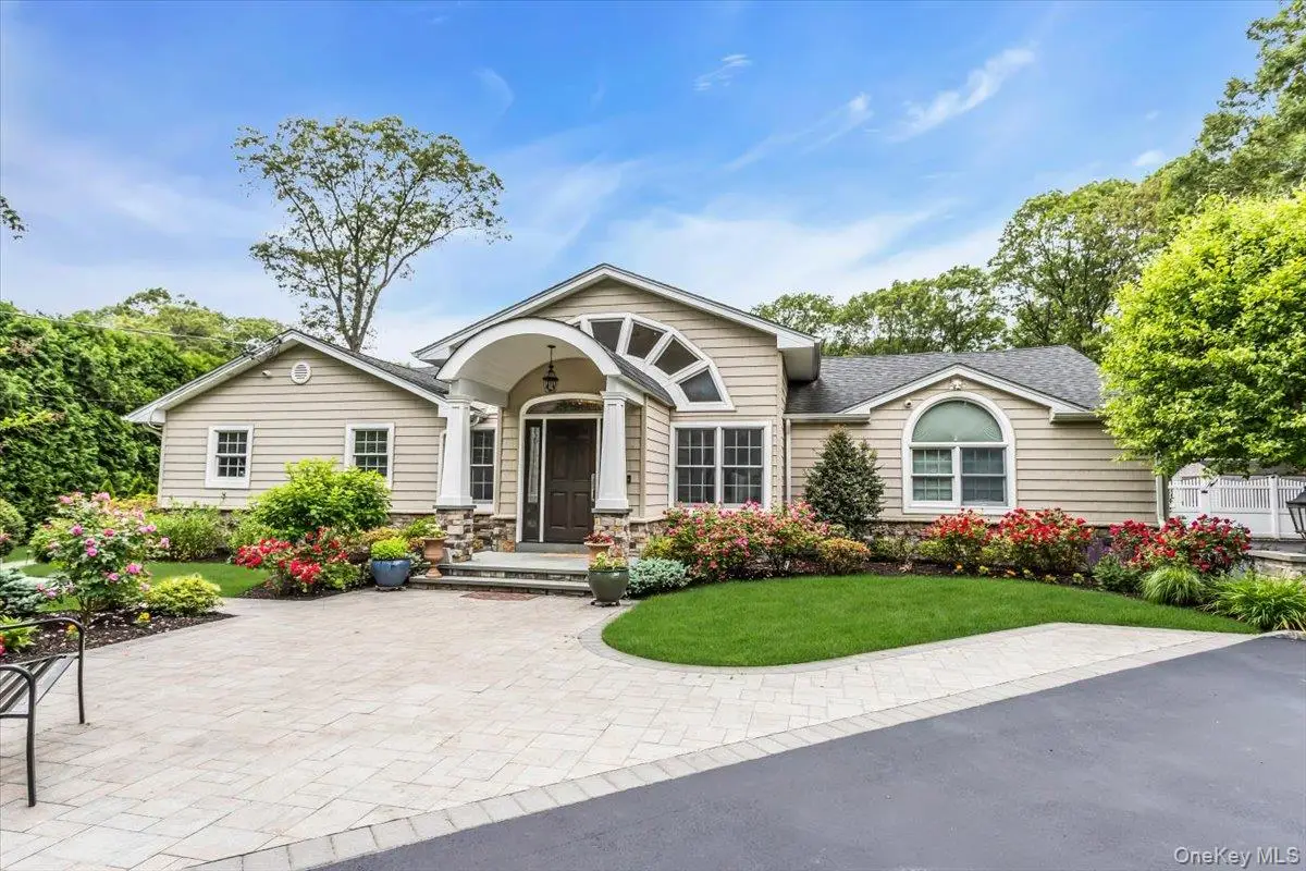 21 Buttonwood Drive, Dix Hills, NY 11746 - #1