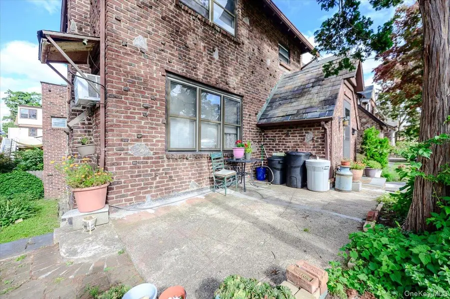 631 Kimball Avenue, Yonkers, NY 10704 - #2