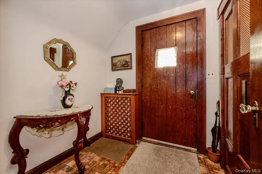 631 Kimball Avenue, Yonkers, NY 10704 - #3
