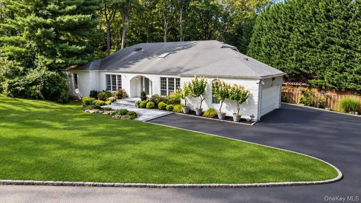 7 Faulkner Lane, Dix Hills, NY 11746 - #1