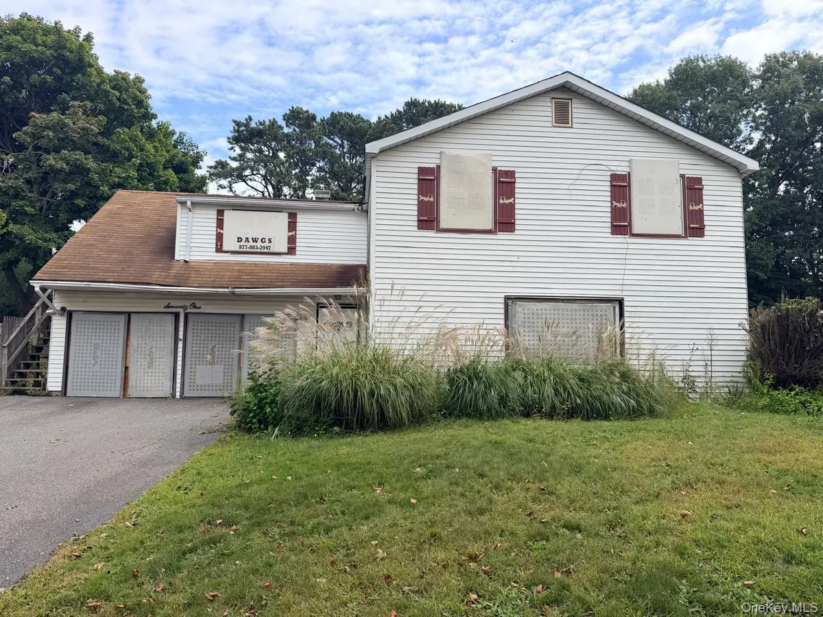 71 Matsunaye Drive, Medford, NY 11763 - #1
