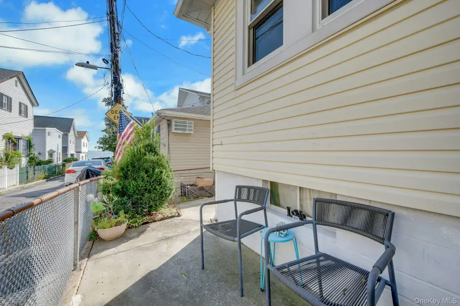 12 1/2 Alden Park #12 1/2, Bronx, NY 10465 - #2
