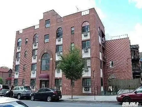 42-60 Colden Street #1B, Flushing, NY 11355