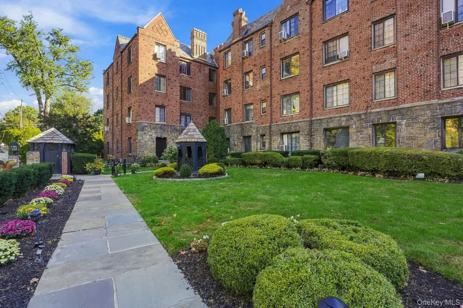 914 Wynnewood Road #3C, Pelham, NY 10803 - #2