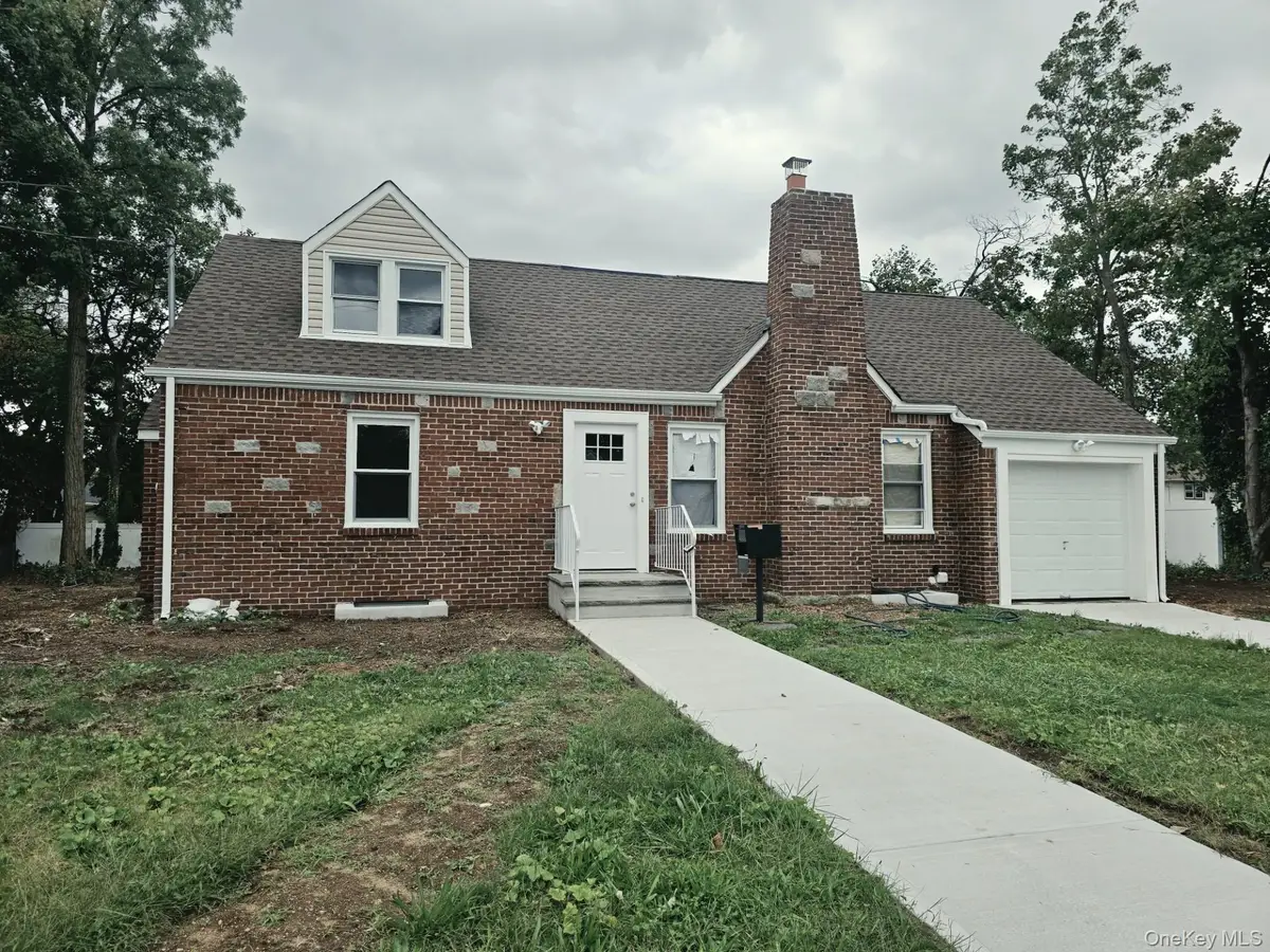 870 Southern Parkway, Uniondale, NY 11553 - #1