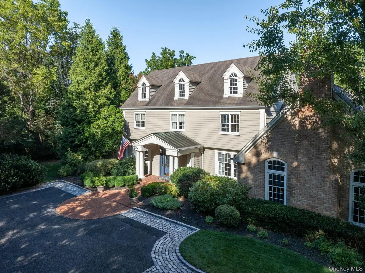 7 Pippin Lane, Lloyd Harbor, NY 11743 - #1