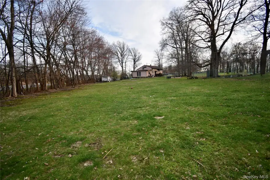 130 Scotland Hill Road, Chestnut Ridge, NY 10977 - #2