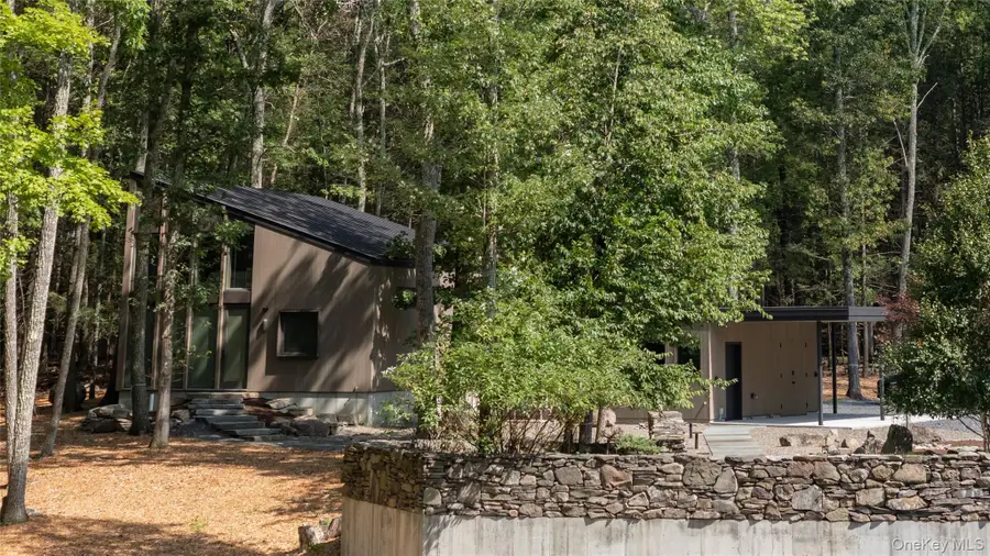 45-47 Haviland Court, Saugerties, NY 12477 - #2