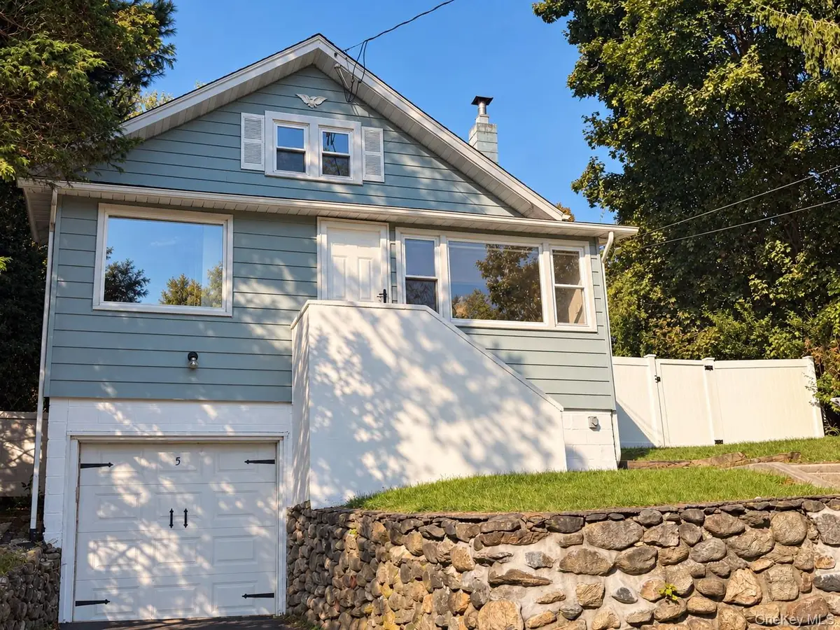 5 Ross Drive, Yorktown Heights, NY 10598 - #1