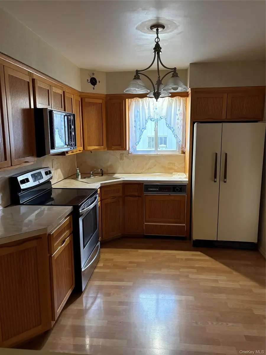 1304 Little Neck Avenue, North Bellmore, NY 11710 - #3