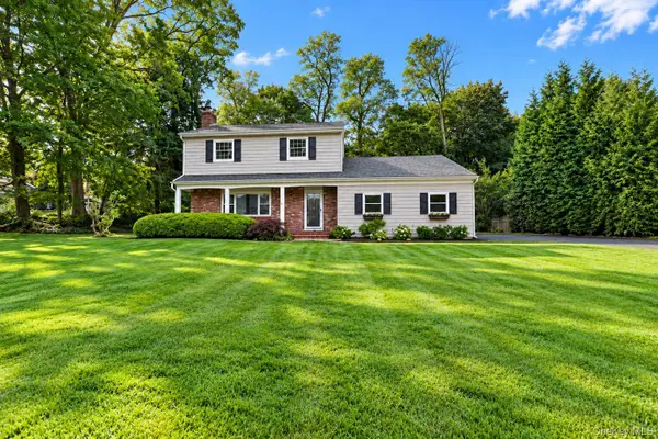 2 Salem Drive, Stony Brook, NY 11790