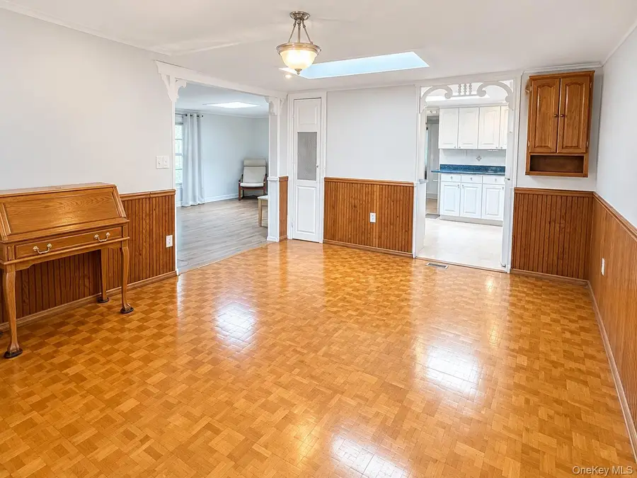 525 Riverleigh Avenue #102, Riverhead, NY 11901 - #2
