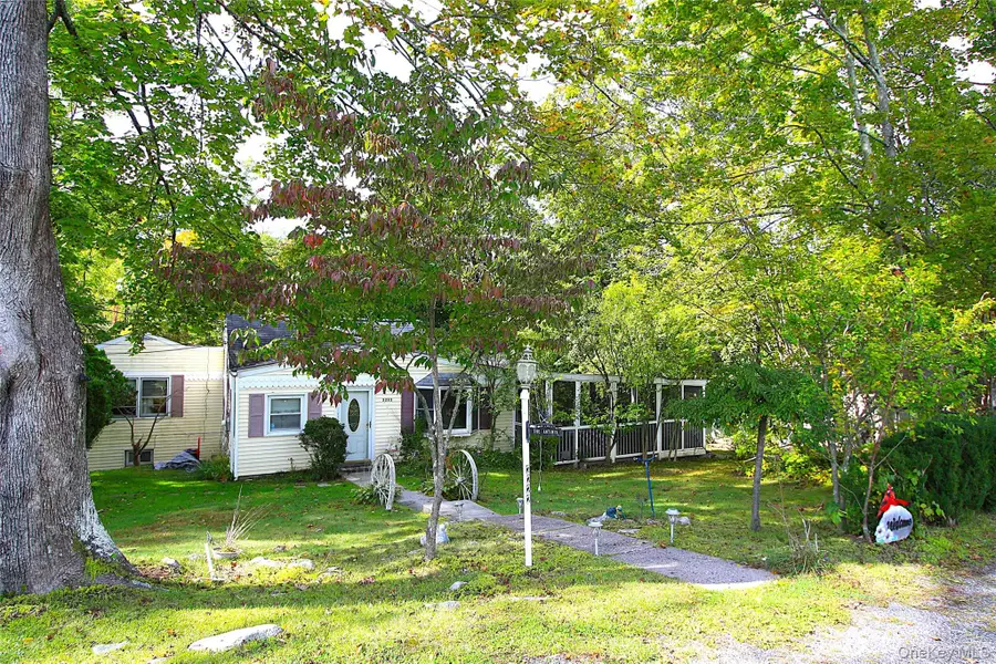 2222 Crompond Road, Yorktown Heights, NY 10598 - #2