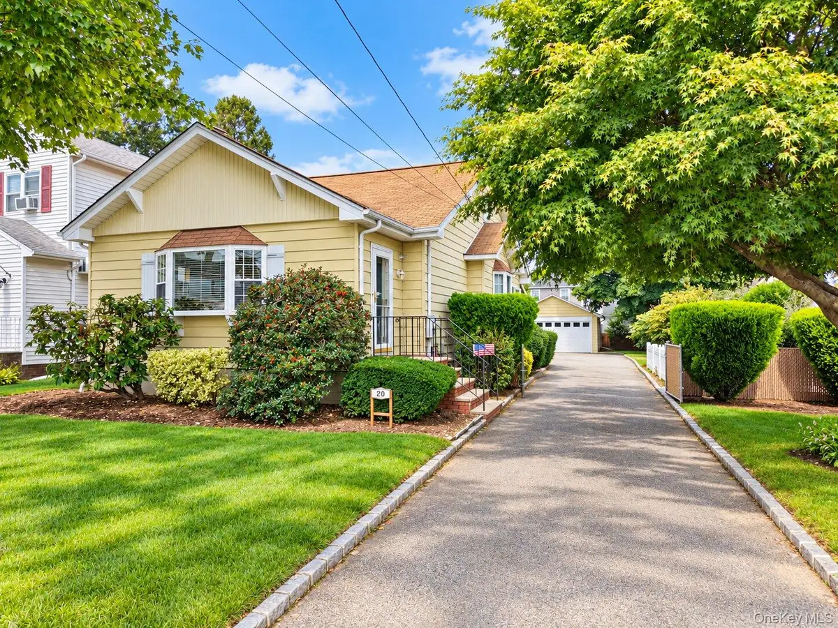 20 Munson Place, East Rockaway, NY 11518 - #1