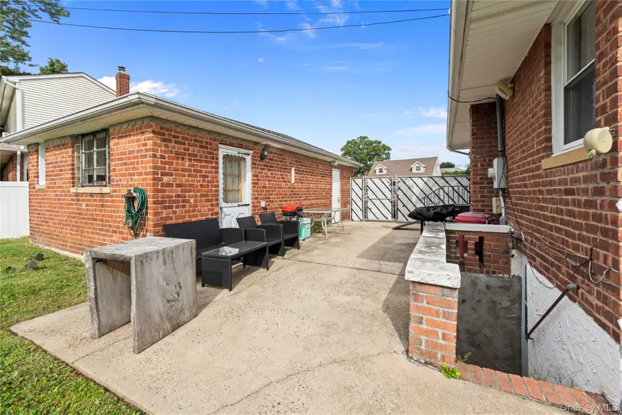 3866 Drake Street, Levittown, NY 11756 - #2