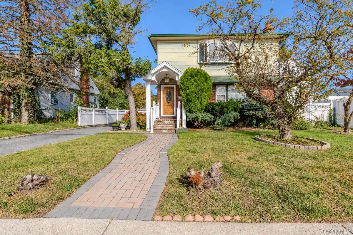 161 Poplar Street, West Hempstead, NY 11552 - #1