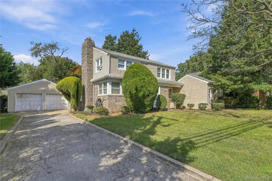 201 Hempstead Avenue, Malverne, NY 11565 - #2