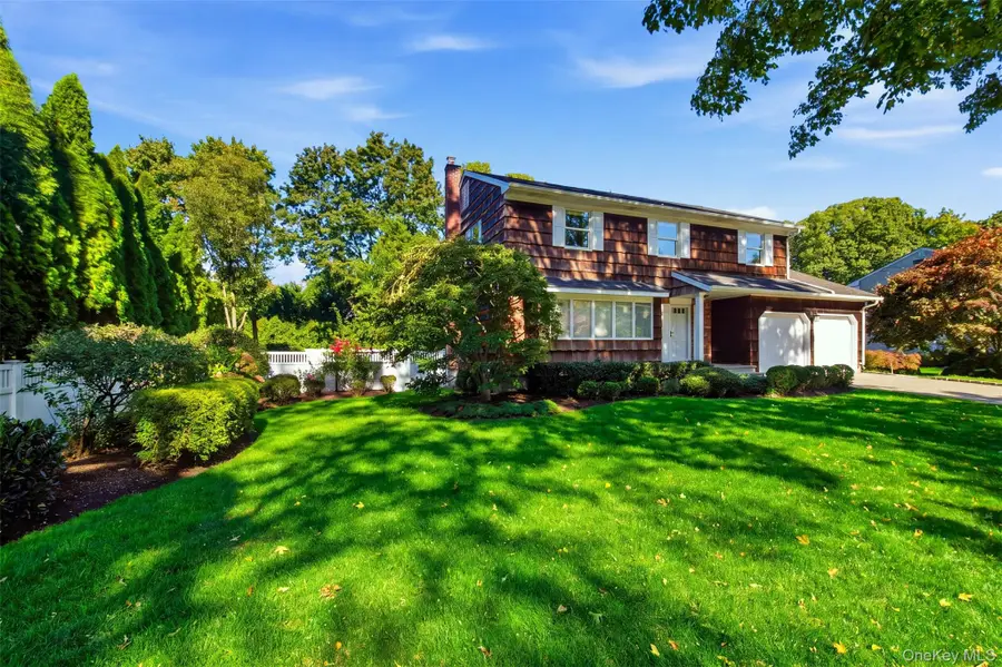 38 Nevinwood Place, Huntington Station, NY 11746 - #2