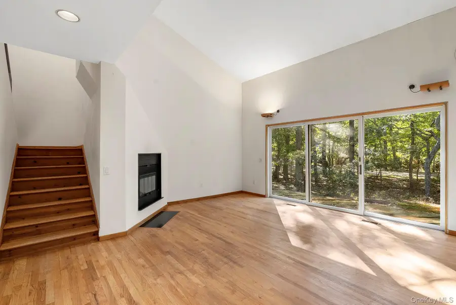 2 Boulder Lane, East Hampton, NY 11937 - #3
