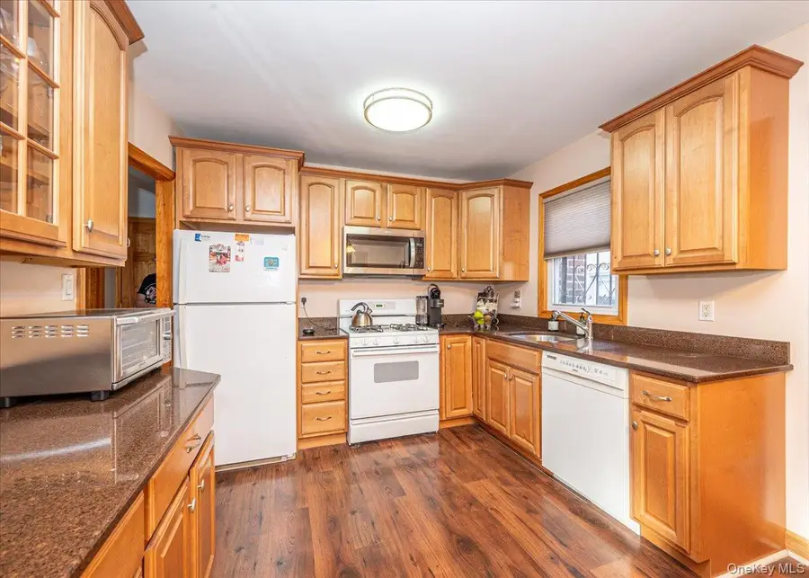 58-24 Clearview Expressway, Oakland Gardens, NY 11364 - #3