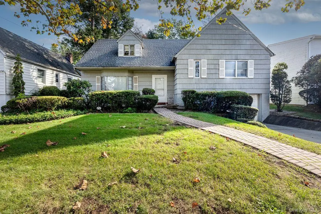 568 Donald Lane, Woodmere, NY 11598 - #1