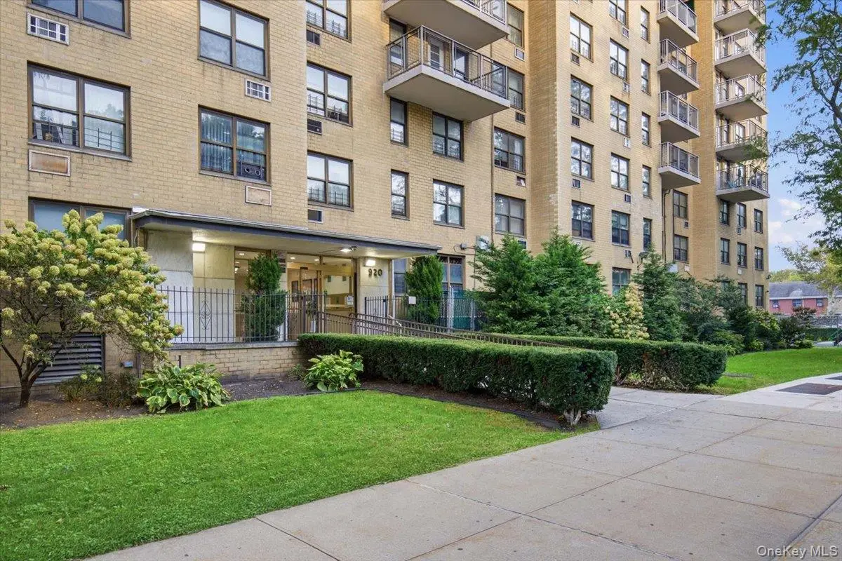 920 Metcalf Avenue #19A, Bronx, NY 10473 - #1