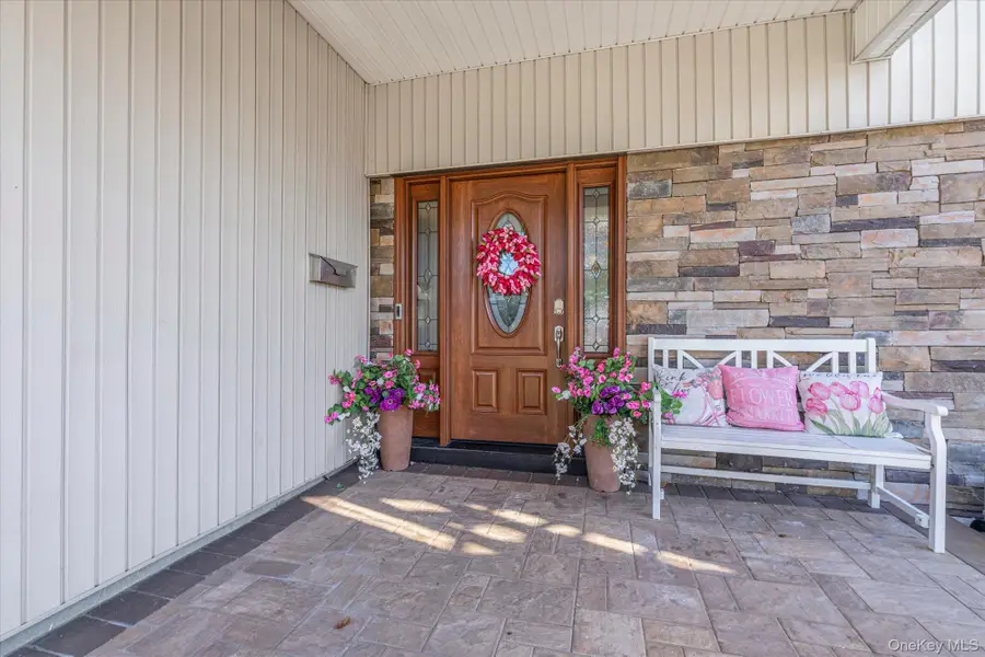 2116 Oliver Way, Merrick, NY 11566 - #3