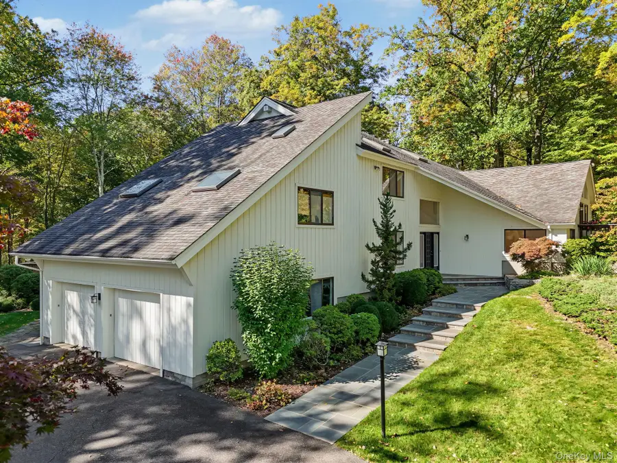 4 Stone Hollow Way, Armonk, NY 10504 - #3