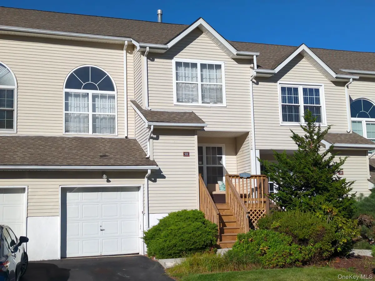 120 Highwood Drive, New Windsor, NY 12553 - #1