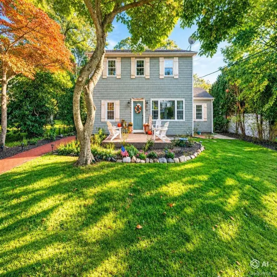 14 Waterview Drive, Sound Beach, NY 11789 - #2